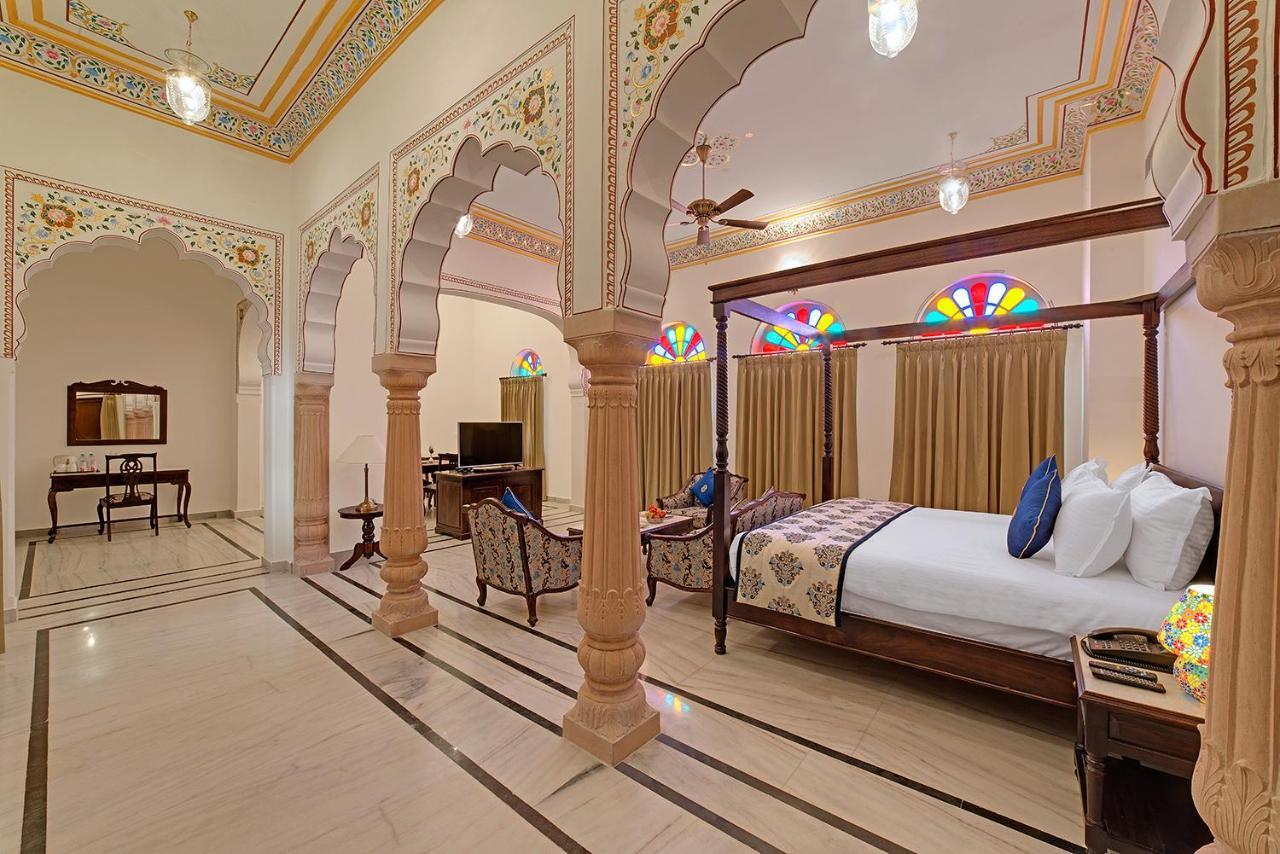 The Jai Bagh Palace Jaipur Exterior foto